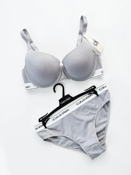 ست شورت اسلیپ و سوتین فنر دار کلوین کلاین Calvin Klein