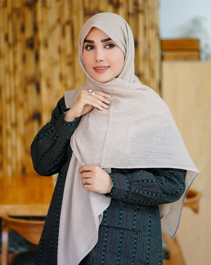 روسری وال نخی کرم