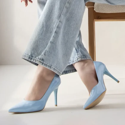 پاشنه‌بلند مدل لودشکا_آبی ورنی کد 1716