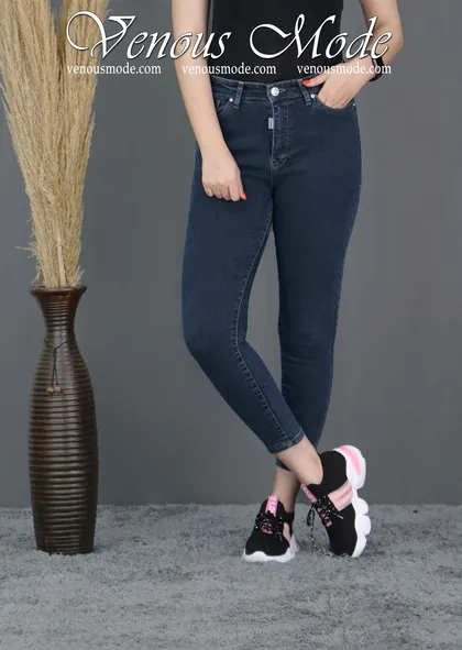 شلوار جین آبی تیره