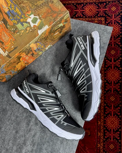 کتانی رانینگ مردانه سالامون