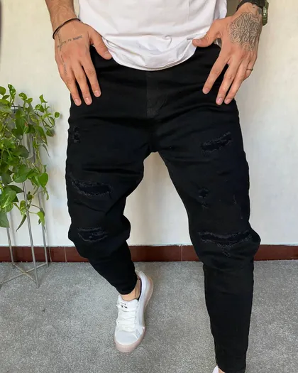 شلوار نیم فاق دمپازیپ مشکی زاپ‌دار ZARA