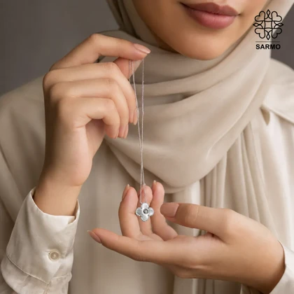 گردنبند استیل ونکلیف تک گل نقره ای کد 509428063