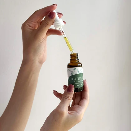 روغن پوست درخت چای سزامول ضد جوش و ضد عفونی کننده انواع پوست 30 سی‌سی