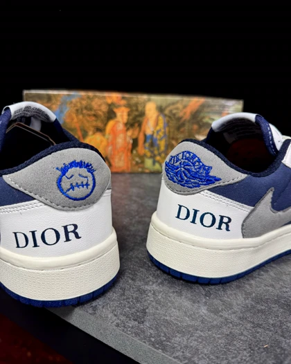 کتانی جردن تراویس دیور ست