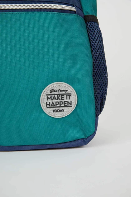 کوله پشتی بچگانه اورجینال دیفکتو defacto