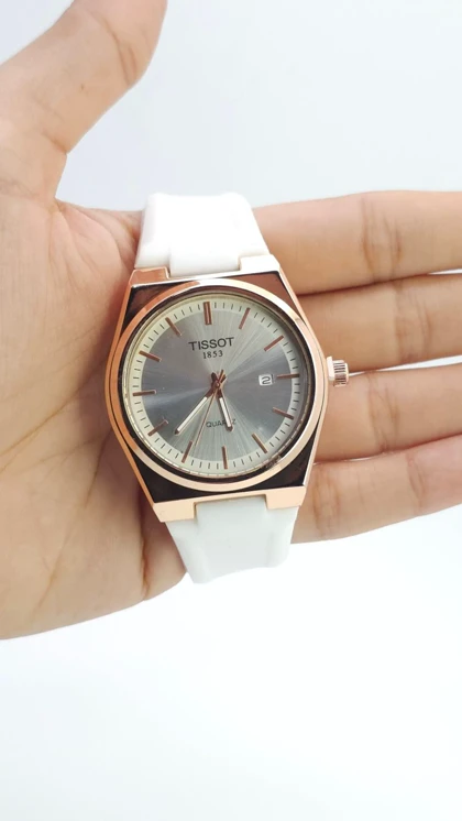 ساعت مچی مردانه تیسوت Tissot 5782 با موتور کوارتز و بند سیلیکونی