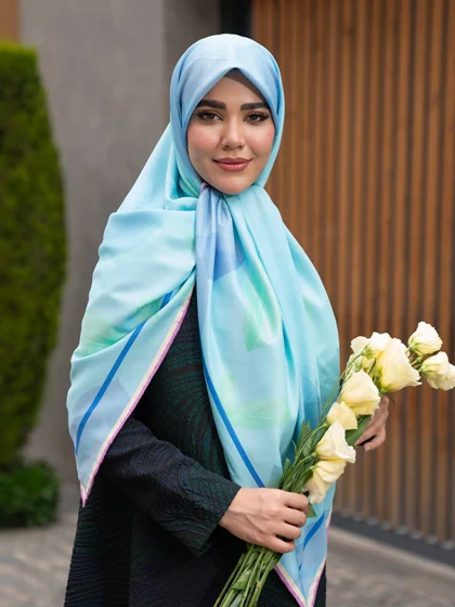روسری نخ نیلوفر آبی