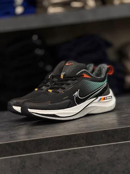 کتانی مردانه نایک تارگت