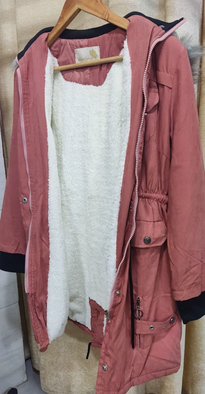 کاپشن زنانه داخل پشم گرم بالا