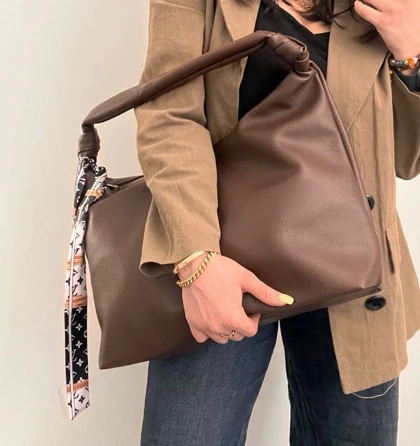 کیف دوشی زنانه آنیکا