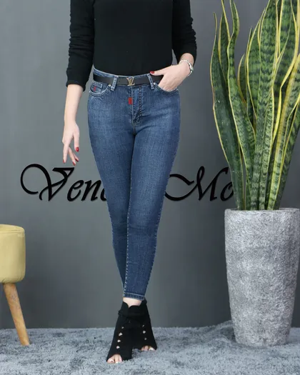 شلوار جین آبی