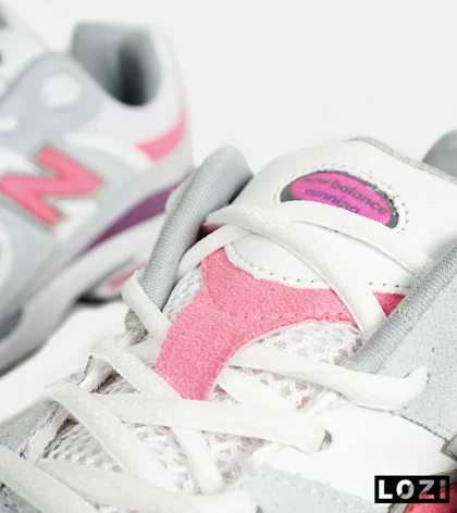 کفش کتانی طوسی سرخابی بنفش NEW BALANCE 2002R