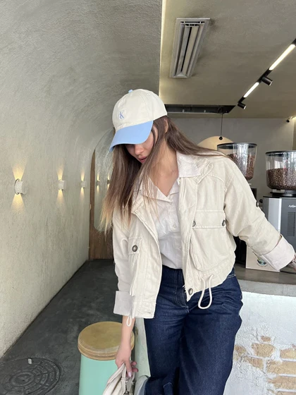 کراپ کت باکسی کرم ZARA 223