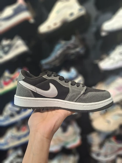کتانی زنانه ترویس Nike jordan travis