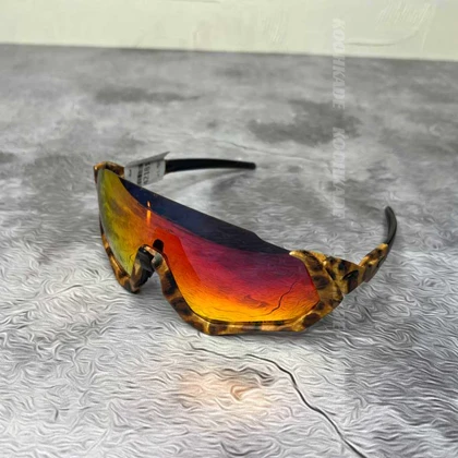 عینک OAKLEY سه لنز FLIGHT JAKET OAKLEY پلنگی