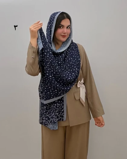 شال پلیسه سرمه ای طرحدار