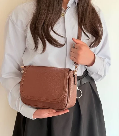 کیف دوشی زنانه طرح پوبرسو