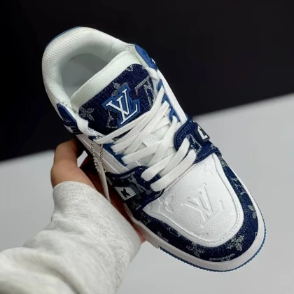 لویی ویتون ترینر سفید آبی Louis Vuitton Trainer White Blue