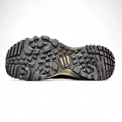 کفش طبیعتگردی اورجینال هومتو