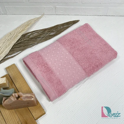 حوله دستی طرح کارولین رنگ کالباسی