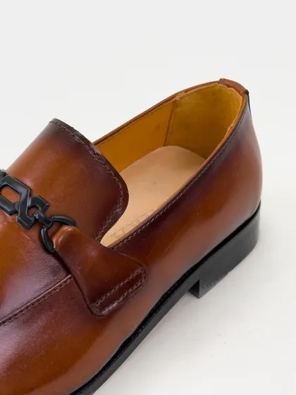 کفش 050101 LOAFERS عسلی