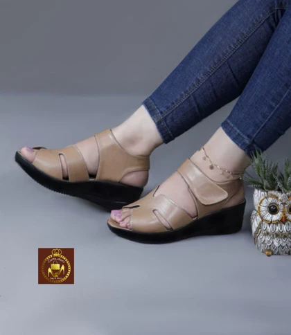 صندل لژدار زنانه طبی ترنج