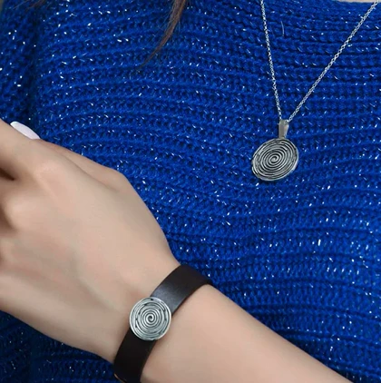 دستبند نقره اسپیرال (S) با بند چرمی unisex