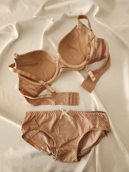 ست سوتین و شورت نخی جکدار فنردار CHANVIEN LEEN کد: 2210