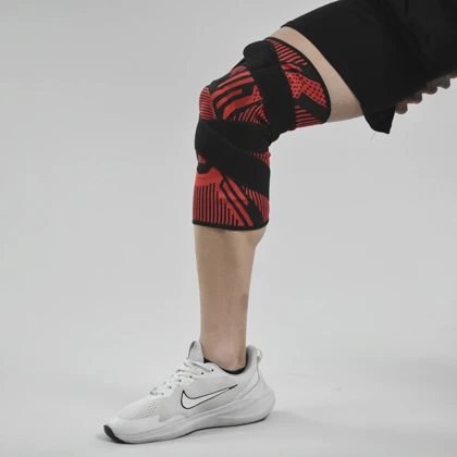 زانوبند استوانه ای آتل دار مدل KV7721 فری سایز بسته یک عددی