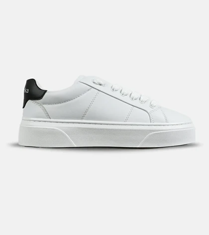 کفش کتانی مردانه سفید مشکی BERSHKA مدل 7947