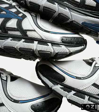 کفش کتانی بزرگ پا سفید آبی مشکی BROOKS adrenaline gts 22