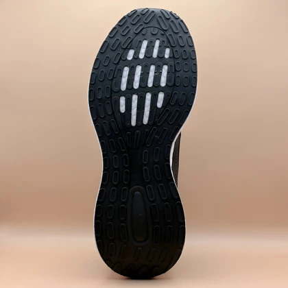 کتانی زنانه مشکی براق لژدار مدل 730