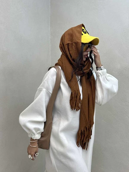 شال موهر پایین ریش