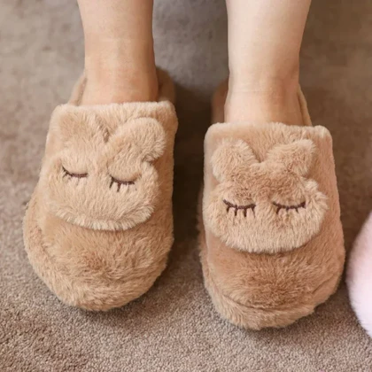 اسلیپر حوله‌ای زنانه مدل خرگوش پشمی