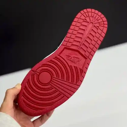 کفش نایک ایر جردن وان ساق‌دار ورنی مشکی قرمز Nike Air Jordan 1 High Patent Bred