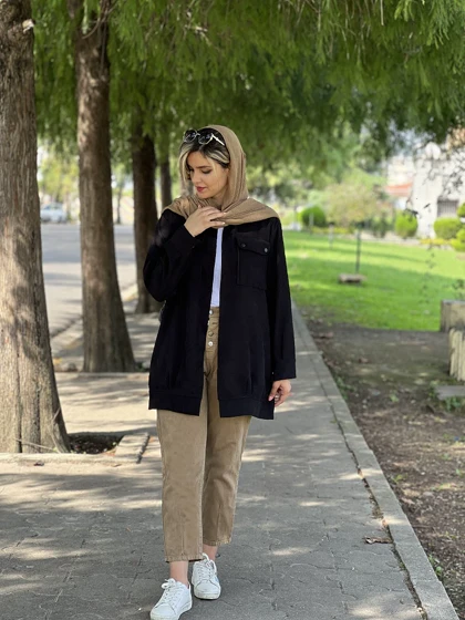 مانتو کبریتی میلان دارای ایراد جزیی