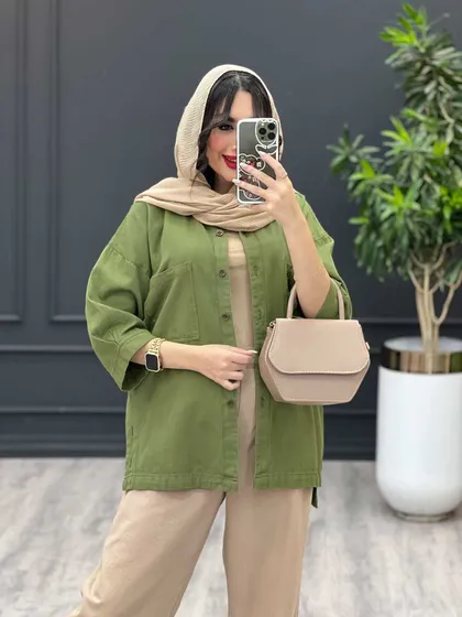 مانتو دو جیب بغل سه دکمه