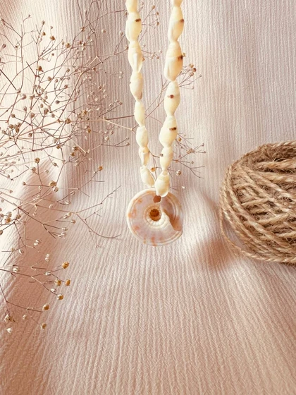 گردنبند صدف طبیعی