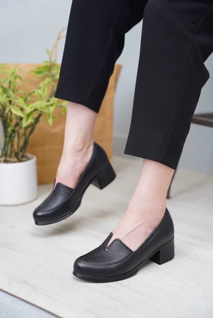 کفش طبی زنانه دلبر