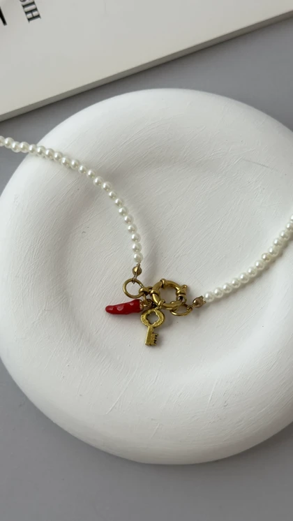 گردنبند مرواریدی فلفل