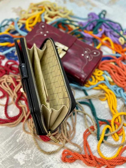 کیف پول زنانه