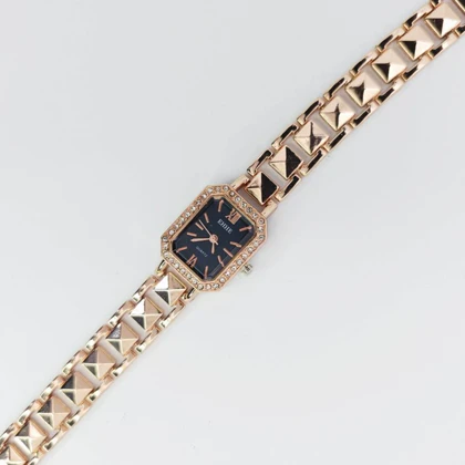 ساعت مچی زنانه مجلسی EHHE نگین‌دار با موتور کوارتز