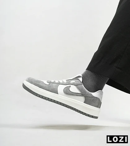 کفش کتانی مردانه سفید طوسی نایک NIKE SB