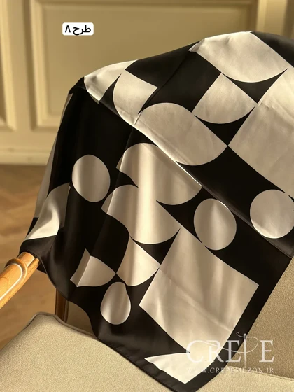 مینی اسکارف طرحدار