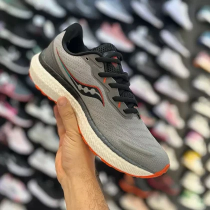 کفش راحتی مردانه ساکونی مدل Trumph19 طوسی با زیره فنری