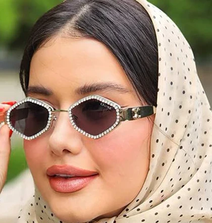 عینک آفتابی زنانه مدل درخشان کد 9884 علیدسا