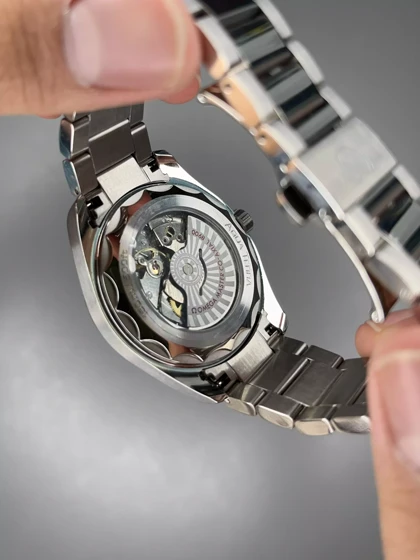 ساعت مچی امگا سیمستر بند سیلور صفحه سفید Omega Seamaster