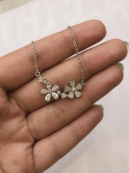 گردنبند نقره طرح گل