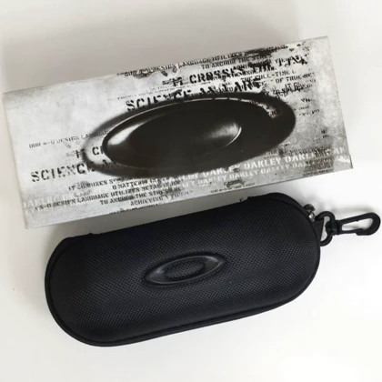 هاردباکس OAKLEY SMALL